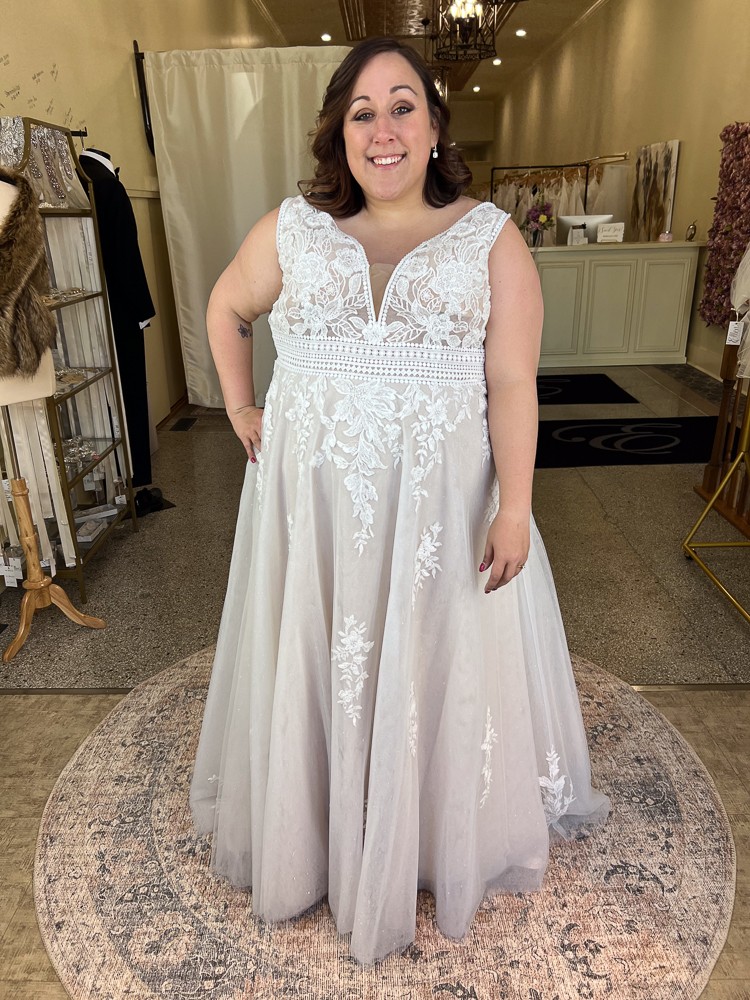 empire waisted bridal gown at ellen's bridal in wabash indiana